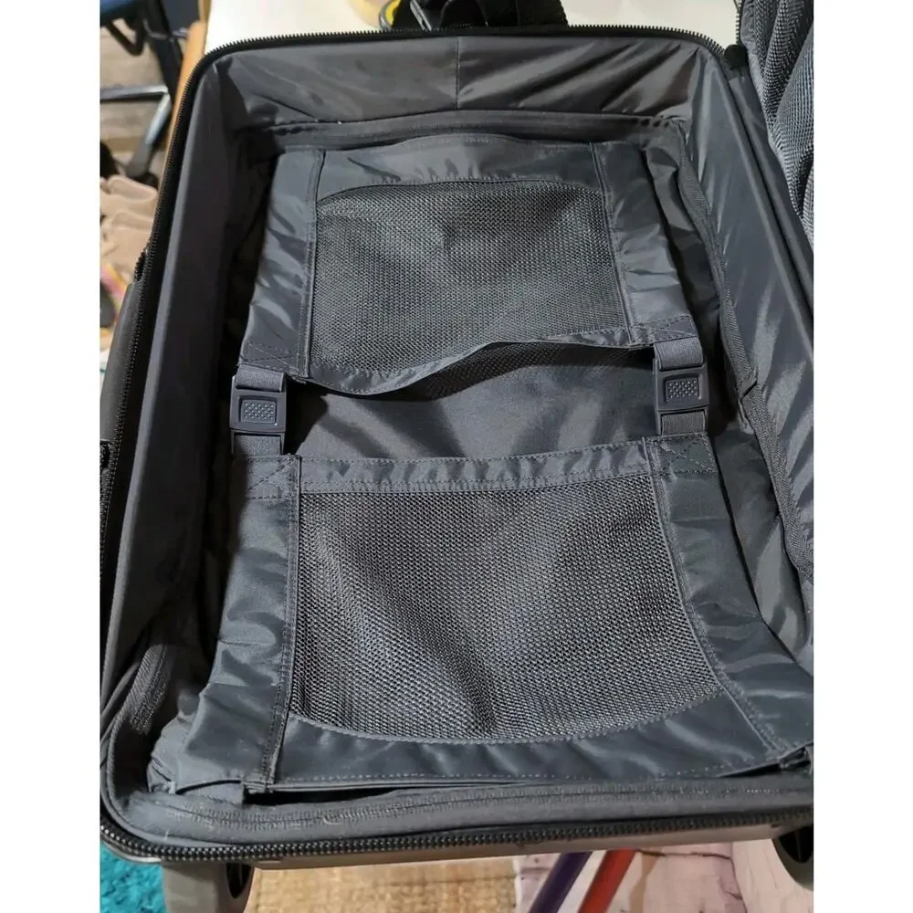 Briggs & Riley Baseline 22.5” Carry On Rolling Luggage 2 Wheel Black Ballistic - Picture 16 of 16